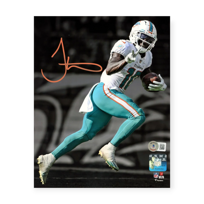 Tyreek Hill Miami Dolphins Autographed 8x10 Photo Beckett