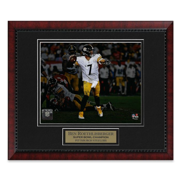 Ben Roethlisberger Unsigned Photo Framed to 11x14