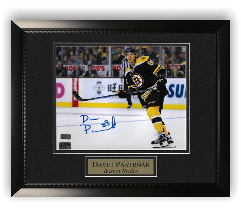 David Pastrnak Boston Bruins Autographed 8x10 Photo Framed to 11x14 NEP