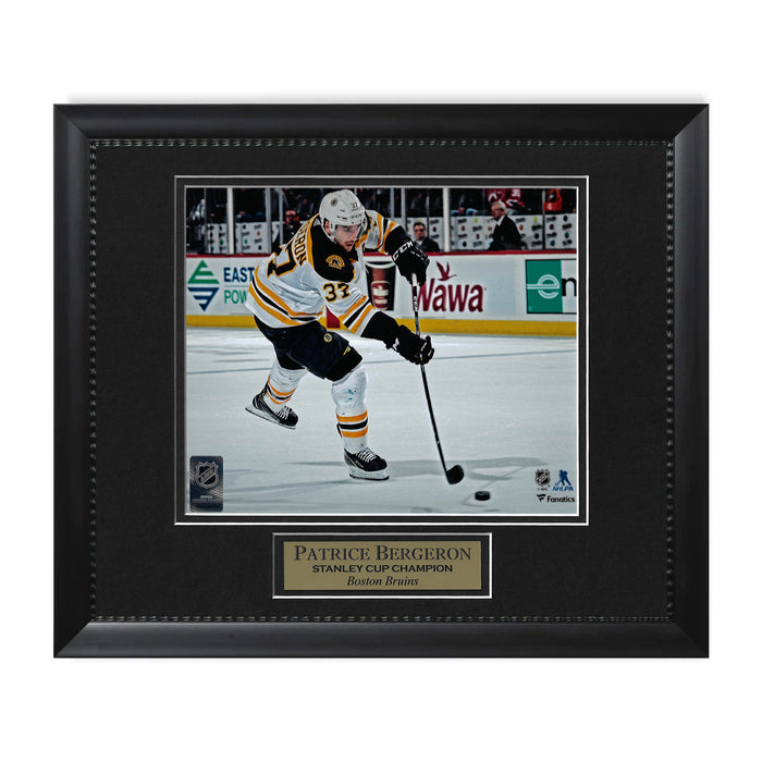 Patrice Bergeron Boston Bruins Photo Framed to 11x14