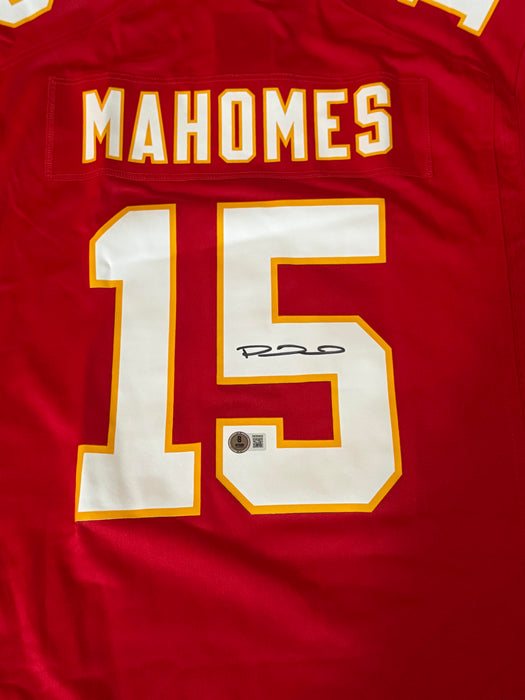 Patrick Mahomes Kansas City Chiefs Autographed Jersey Beckett