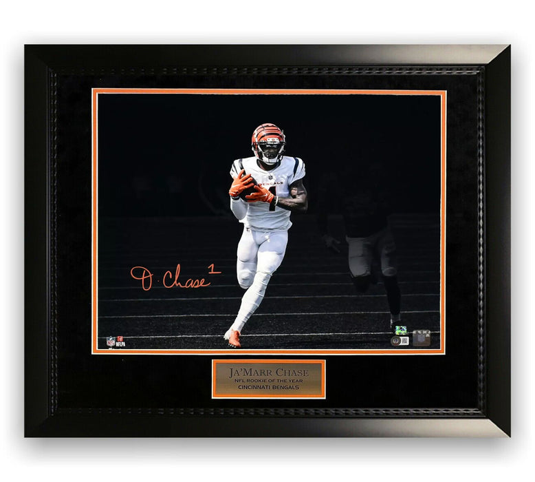 Ja’Marr Chase Cincinnati Bengals Autographed 16x20 Photo Framed To 20x24 Beckett