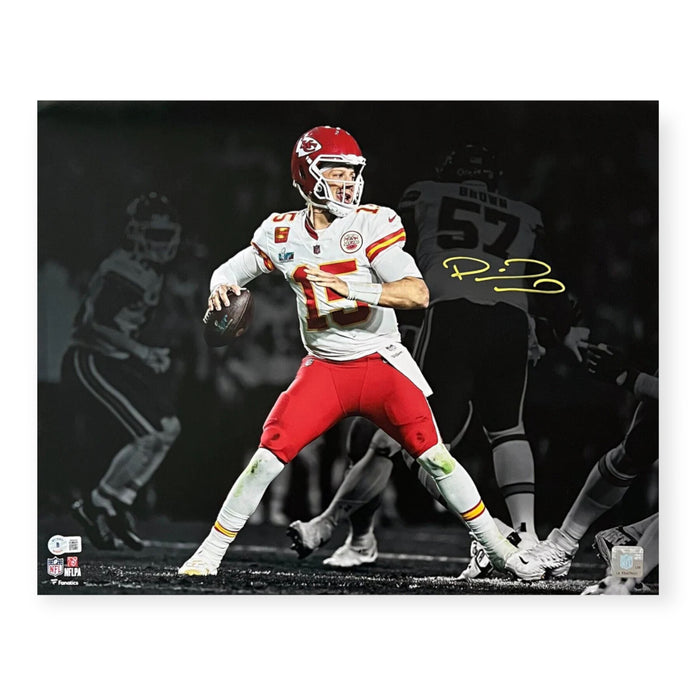 Patrick Mahomes Kansas City Chiefs Autographed 16x20 Photo BAS