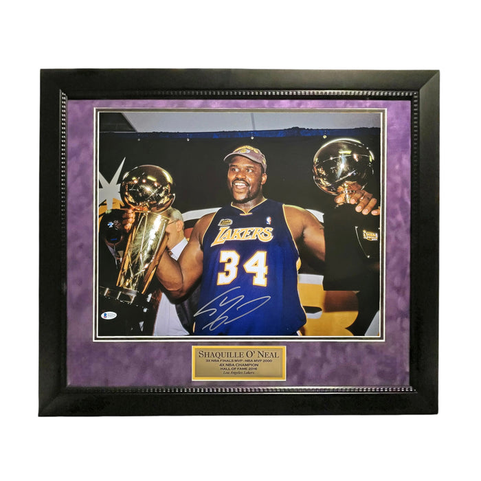 Shaquille O'Neal Los Angeles Lakers Autographed 16x20 Photo Framed to 23x27 Beckett