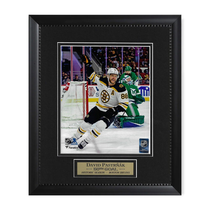 David Pastrnak Unsigned Photograph Framed to 11x14