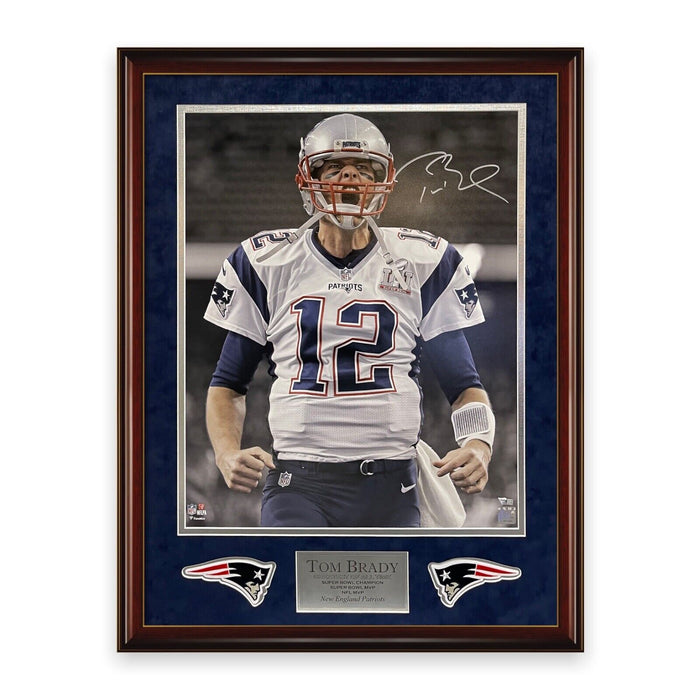 Tom Brady New England Patriots Autographed 16x20 Photo Framed To 27x35 Fanatics