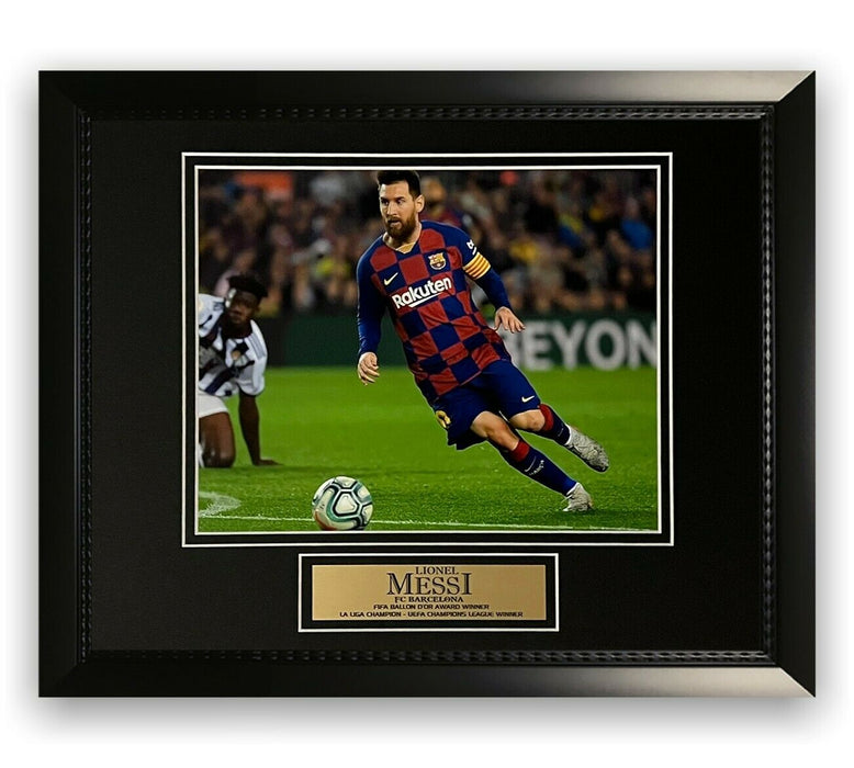 Lionel Messi Unsigned Photo Framed to 11x14