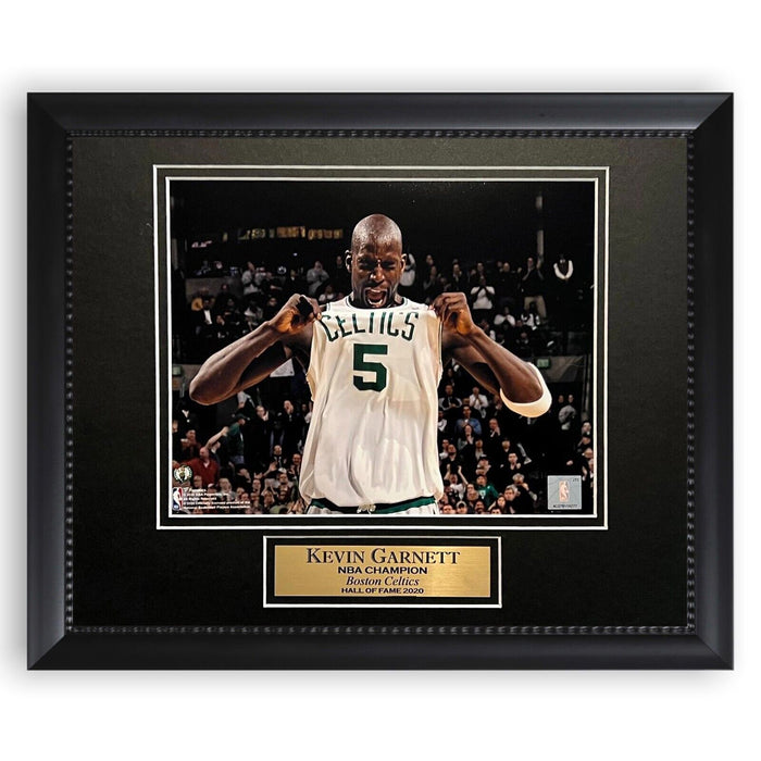 Kevin Garnett Unsigned Photo Framed to 11x14